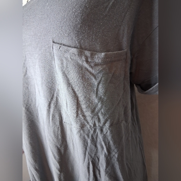 Large Womens Shirt - Picture 4 of 5